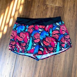 Butterfly athletic wear shorts